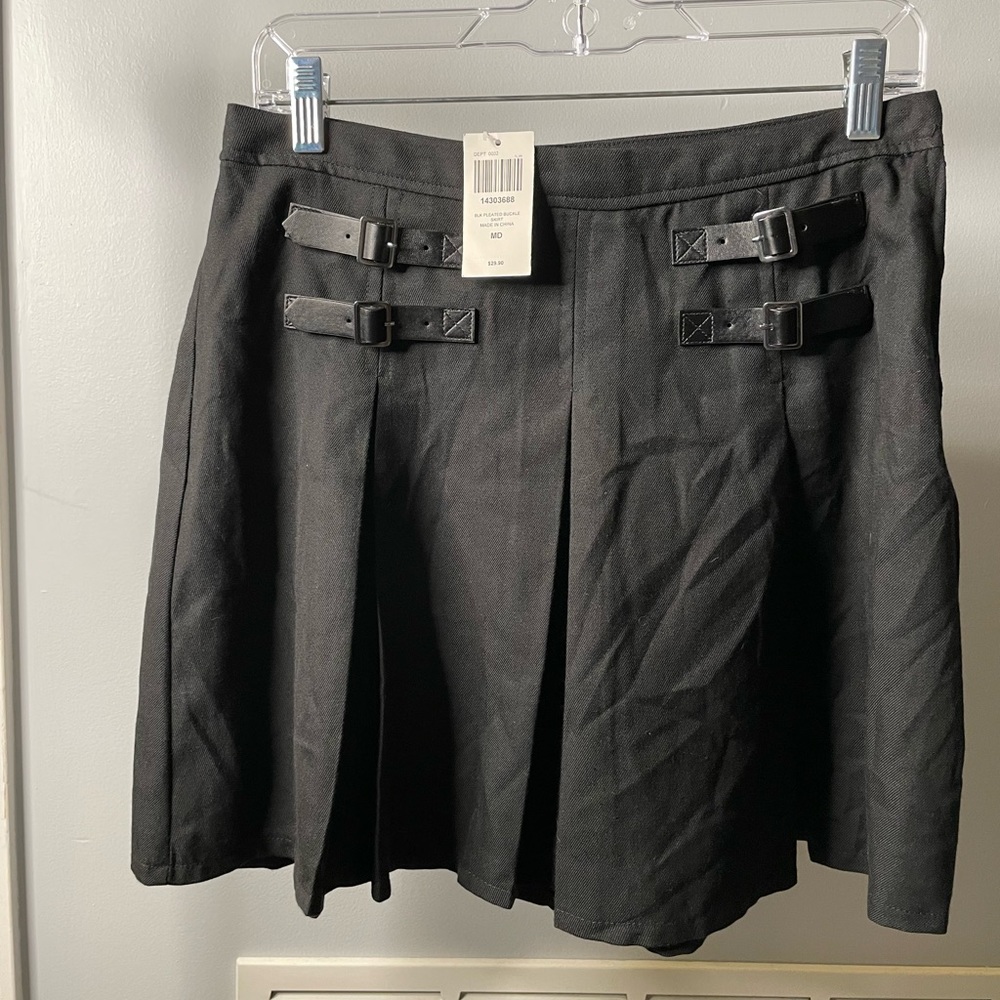 NWT Hot Topic Pleated Mini Skirt